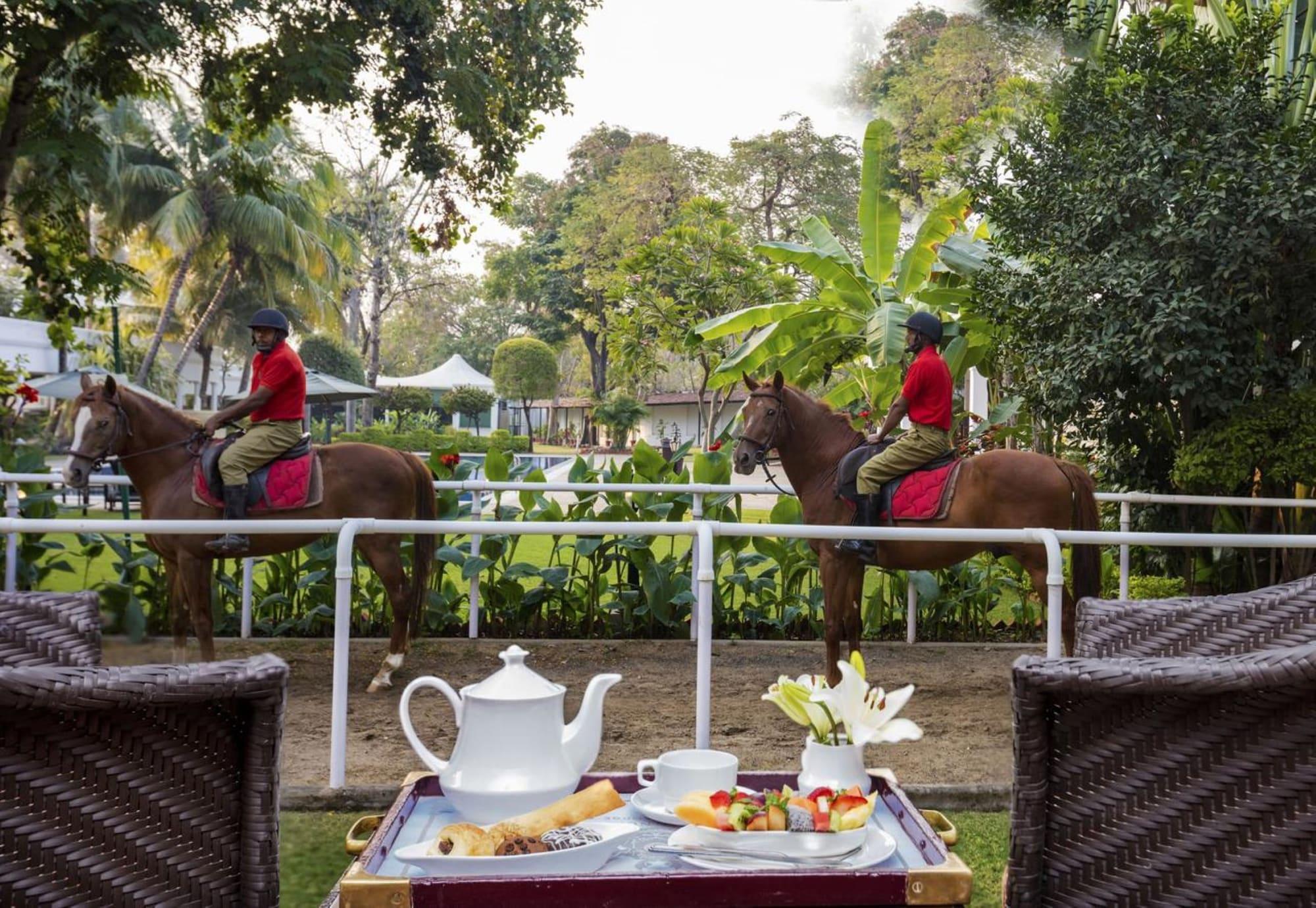 Jehan Numa Palace Hotel Bhopal Ngoại thất bức ảnh