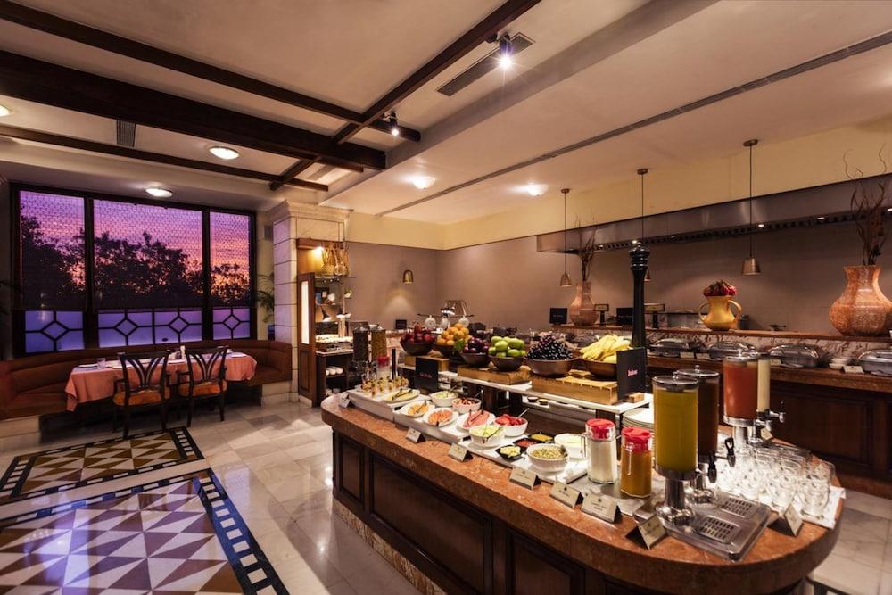 Jehan Numa Palace Hotel Bhopal Ngoại thất bức ảnh