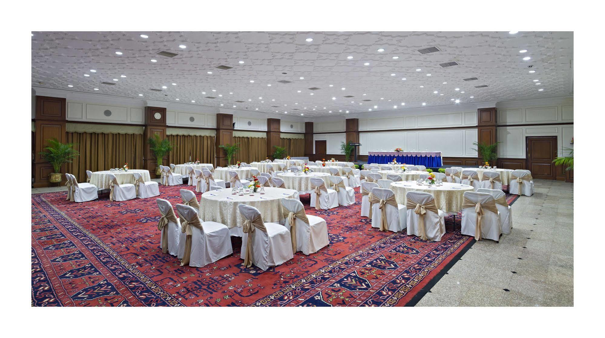 Jehan Numa Palace Hotel Bhopal Ngoại thất bức ảnh